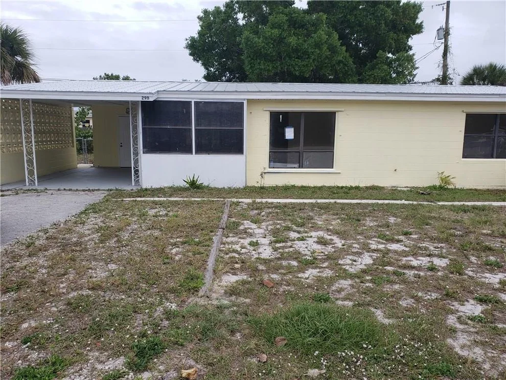 Unit for sale at 290 6th Drive SW, Vero Beach, FL 32962