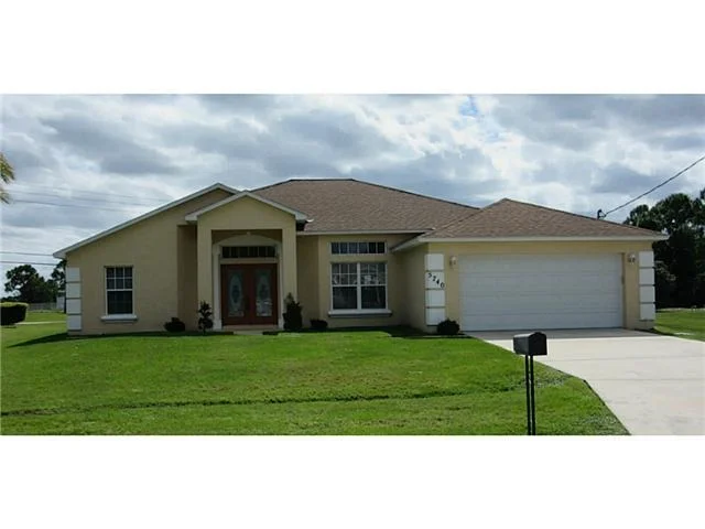Unit for sale at 5740 NW Jigsaw Lane, Port St Lucie, FL 34986