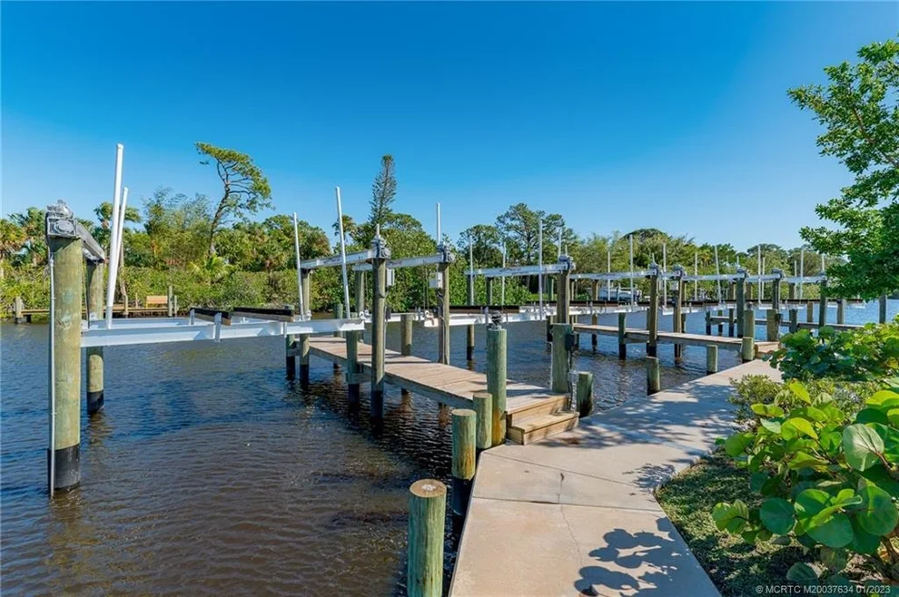 Unit for sale at 4683 SE Manatee Way, Stuart, FL 34997