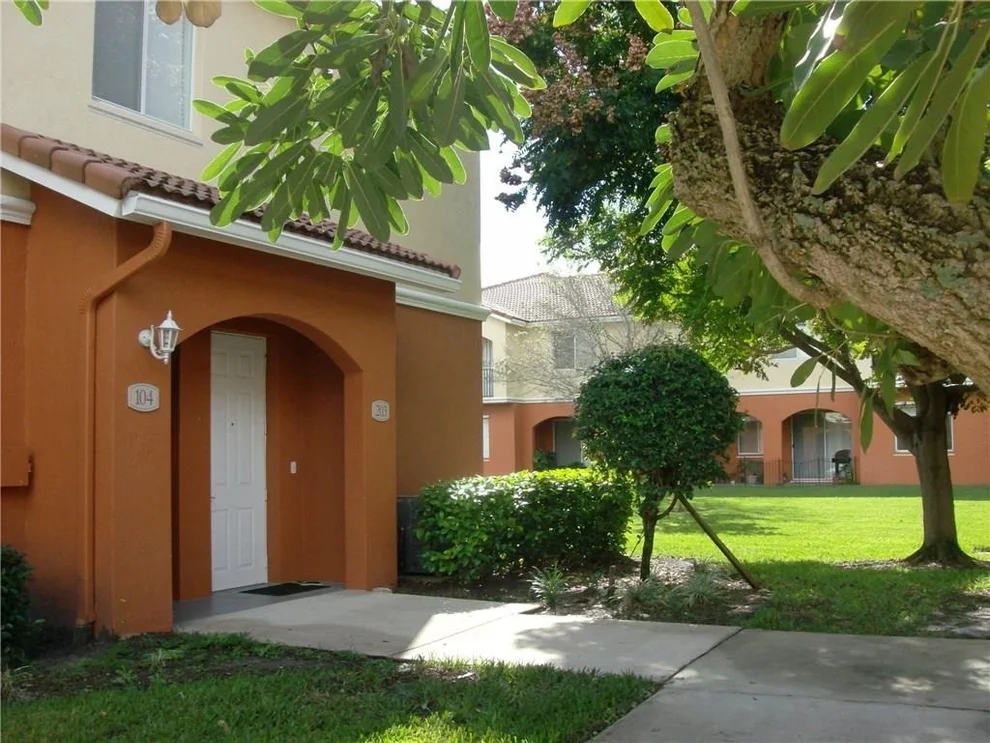 Unit for sale at 40 SE Sedona Circle, Stuart, FL 34994
