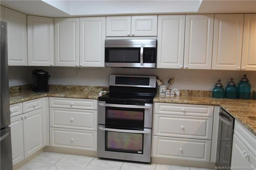 Unit for sale at 2898 SE Fairway W, Stuart, FL 34997