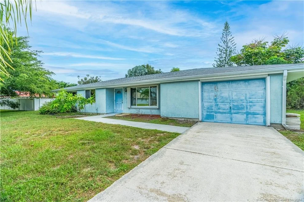 Unit for sale at 150 NE Lima Court, Port St Lucie, FL 34983