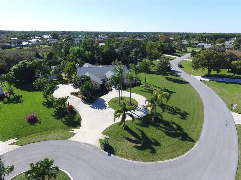 Unit for sale at 586 NE Silver Oak Terrace, Jensen Beach, FL 34957