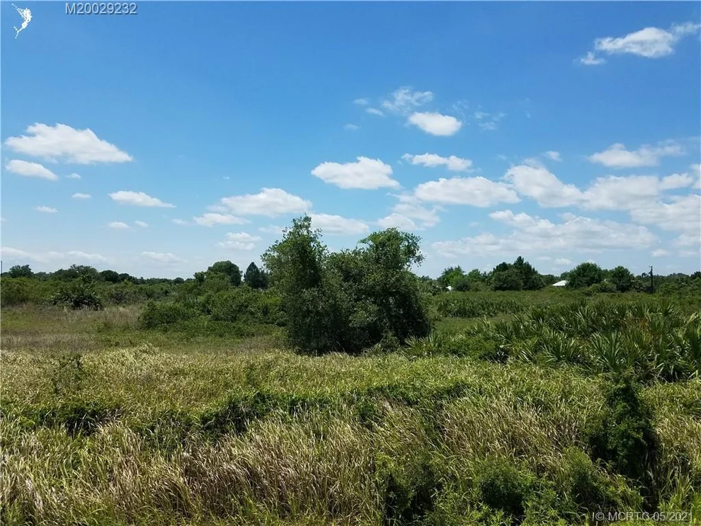 Unit for sale at 18404 NW 288th Street, Okeechobee, FL 34972