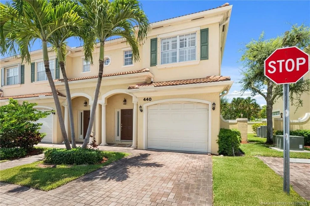 Unit for sale at 440 Marbella Drive, West Palm Beach, FL 33403
