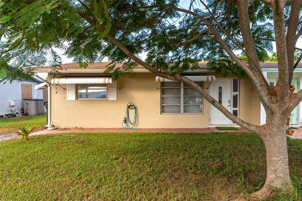 Unit for sale at 414 SE Fini Drive, Stuart, FL 34996
