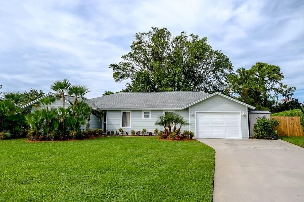 Unit for sale at 1384 NW Spruce Ridge Drive, Stuart, FL 34994