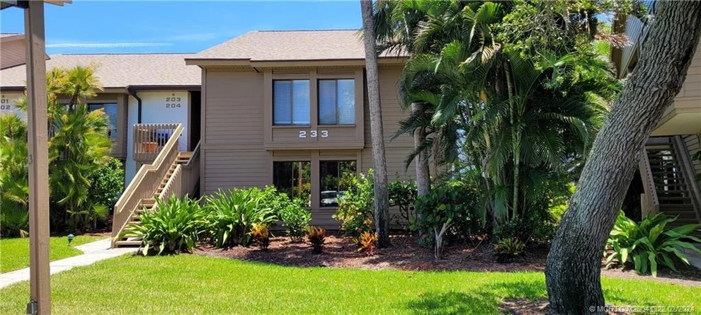 Unit for sale at 233 NE Edgewater Drive, Stuart, FL 34996