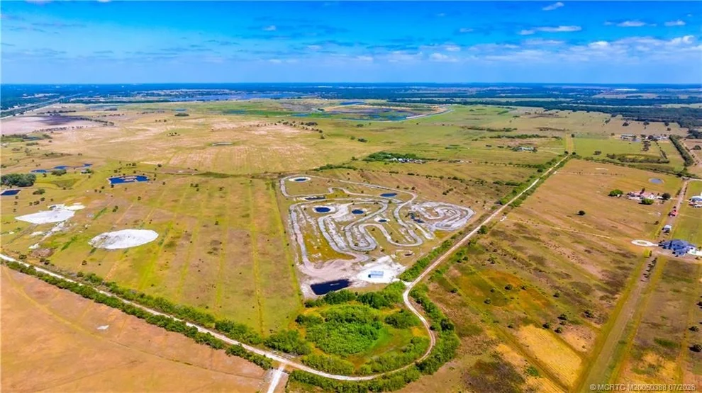 Unit for sale at 6053 SE 116th Place, Okeechobee, FL 34974