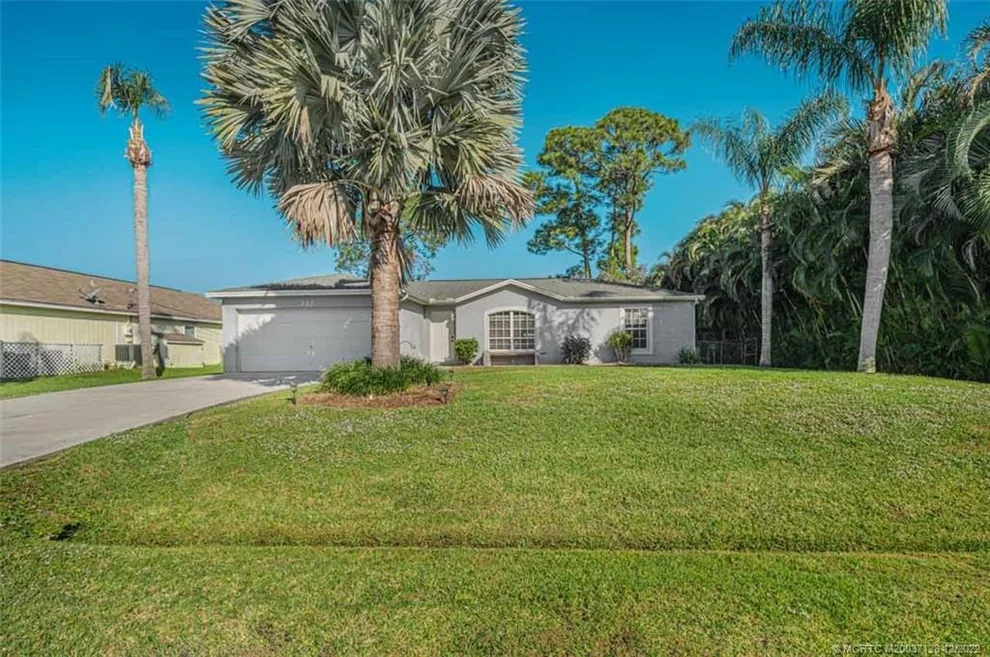 Unit for sale at 717 SW Duxbury Avenue, Port St Lucie, FL 34983