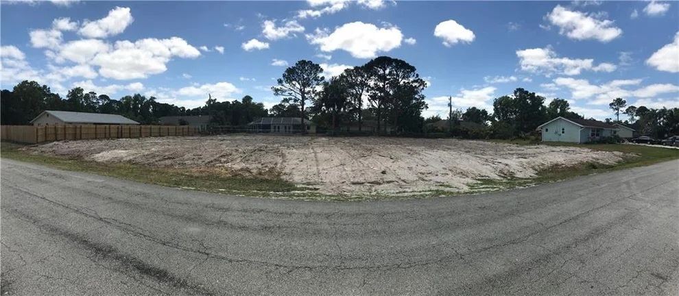 Unit for sale at 472 NW Archer Avenue, Port St Lucie, FL 34983