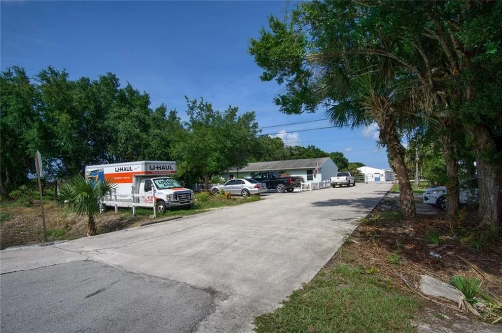 Unit for sale at 3250 N Kings Highway N, Fort Pierce, FL 34951