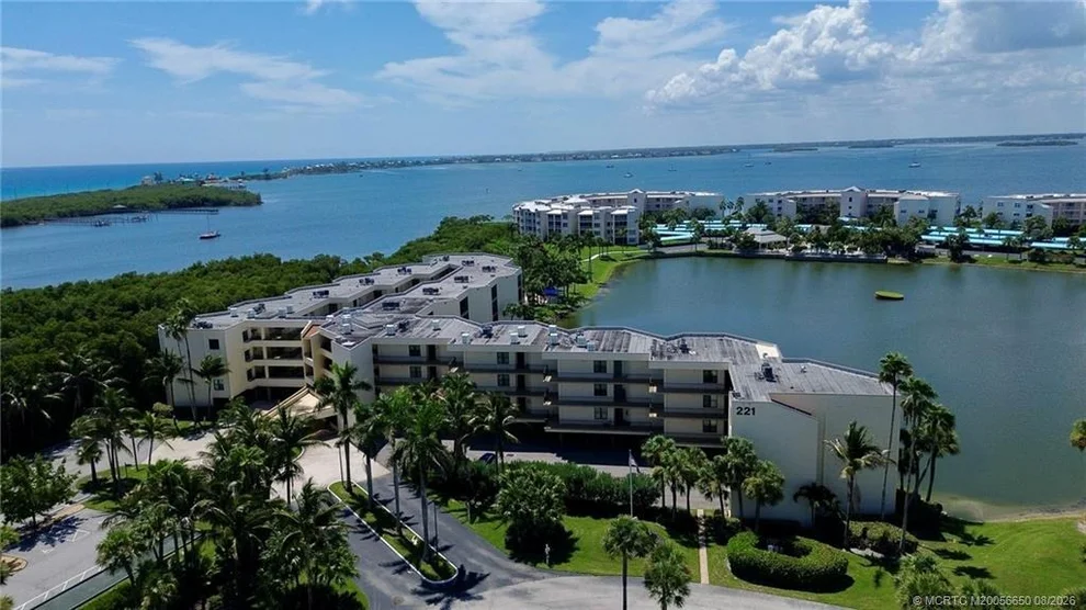 Unit for sale at 221 NE Plantation Road, Stuart, FL 34996