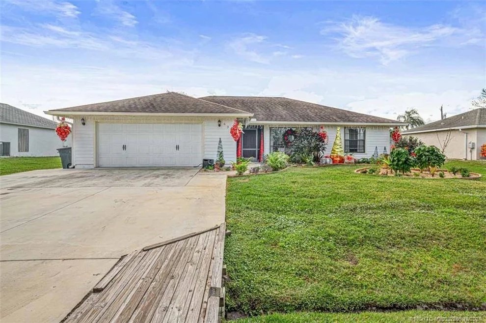Unit for sale at 630 SE Tanner Avenue, Port St Lucie, FL 34984