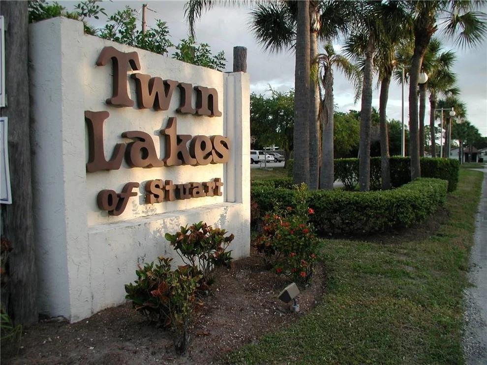 Unit for sale at 6531 SE Federal Highway, Stuart, FL 34997