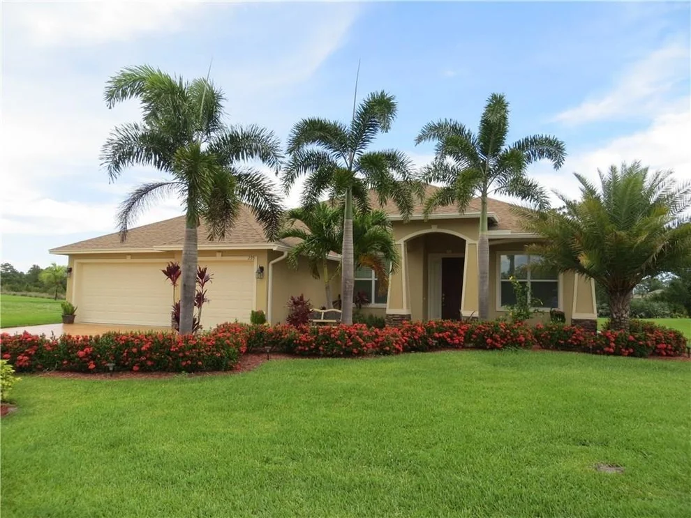 Unit for sale at 295 SW Vista Lake Drive, Port St Lucie, FL 34953