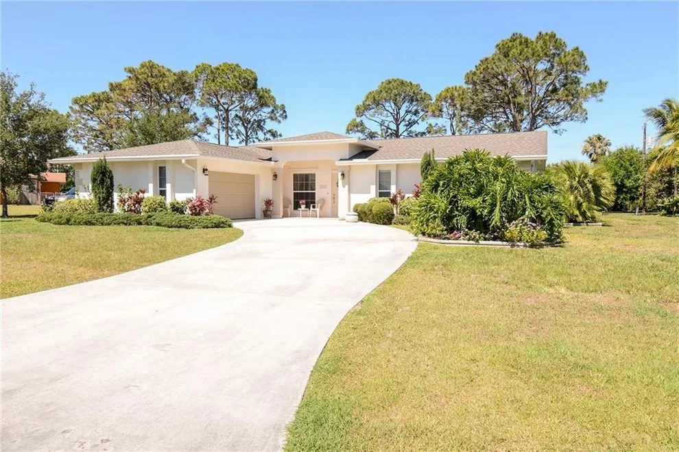 Unit for sale at 3008 SE Darien Road, Port St Lucie, FL 34952