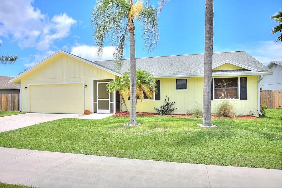 Unit for sale at 6835 SE Raintree Avenue, Stuart, FL 34997