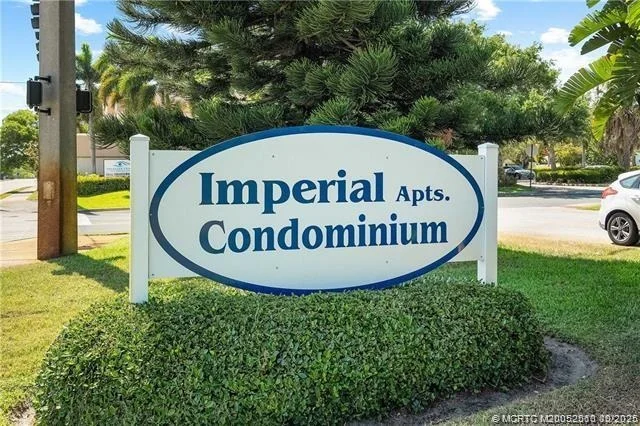 Unit for sale at 333 SE Martin Avenue, Stuart, FL 34996