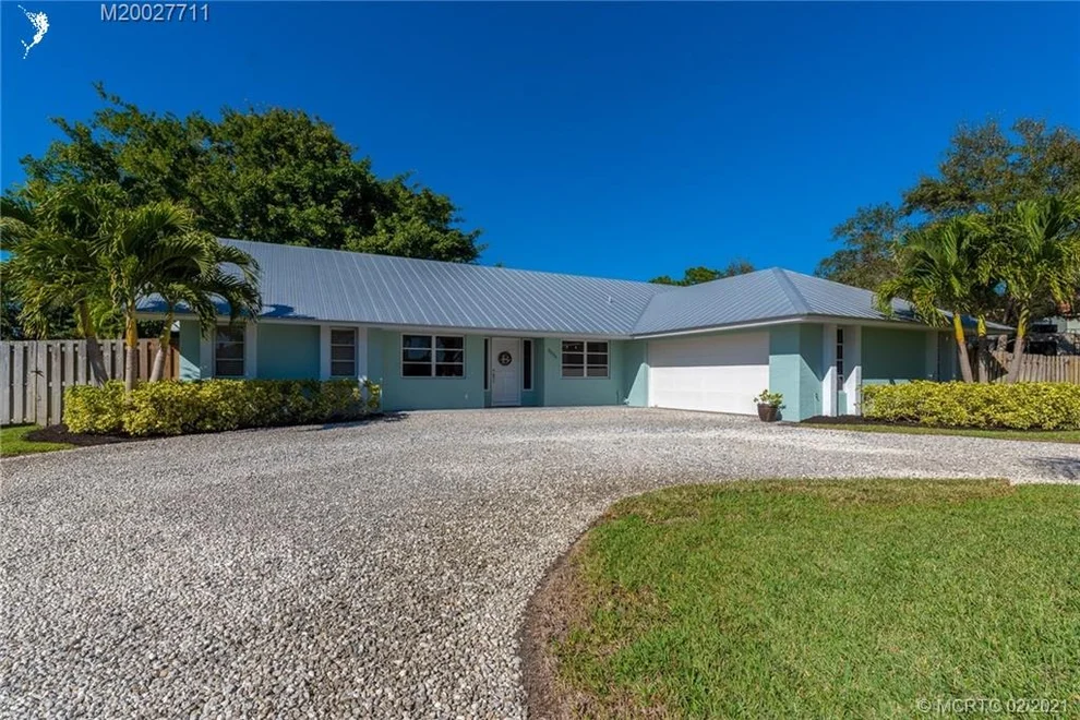 Unit for sale at 3033 SE Quanset Circle, Stuart, FL 34997