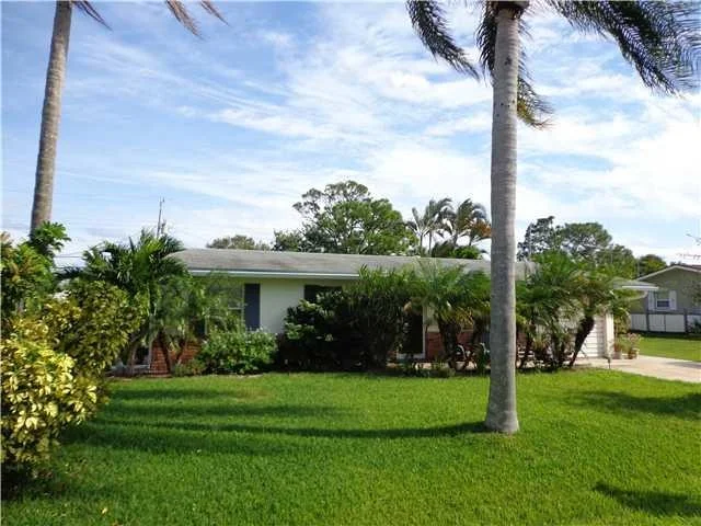 Unit for sale at 5617 SE Avalon Drive, Stuart, FL 34997