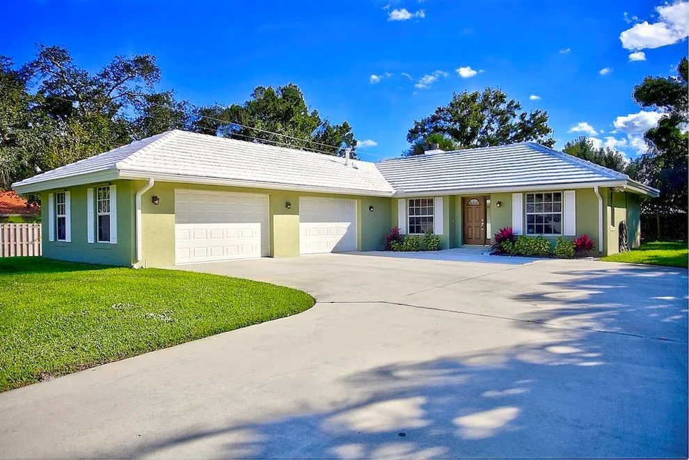 Unit for sale at 2476 NW South Manor Avenue, Stuart, FL 34994