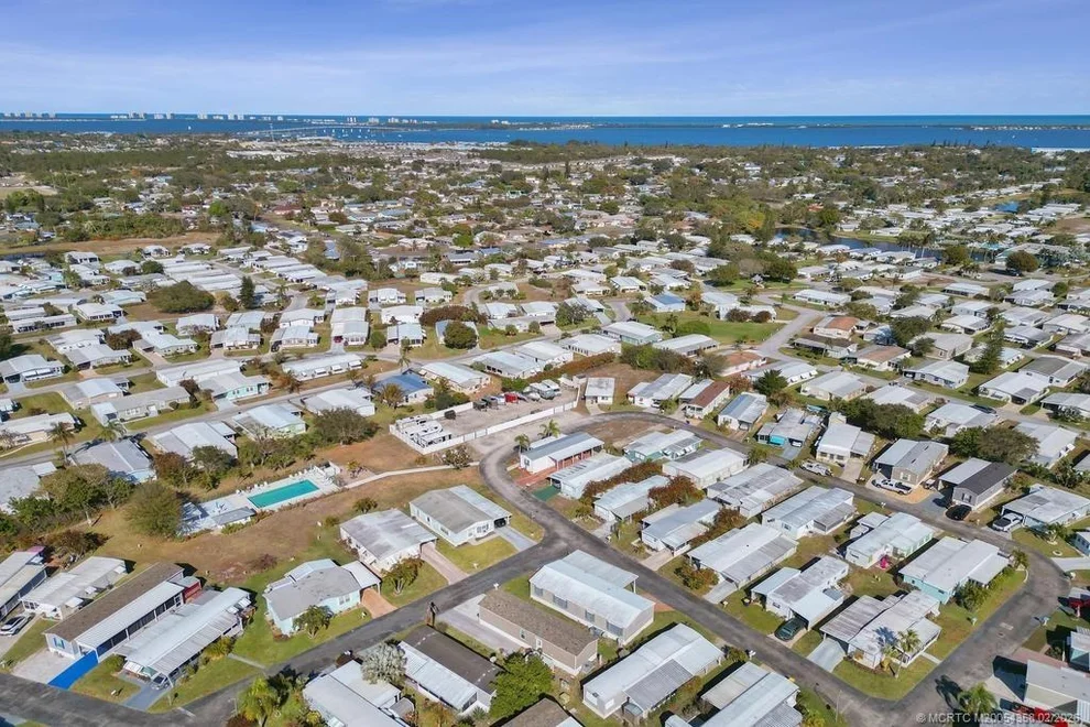 Unit for sale at 332 NE Tropicalia Lane, Jensen Beach, FL 34957