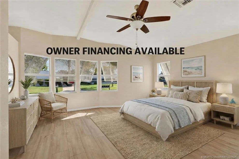Unit for sale at 7924 SE Saratoga Drive, Hobe Sound, FL 33455