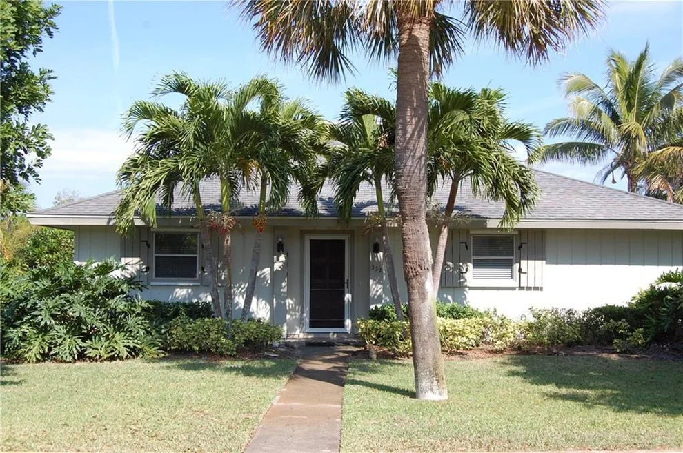 Unit for sale at 322 SW Indian Groves Drive, Stuart, FL 34994