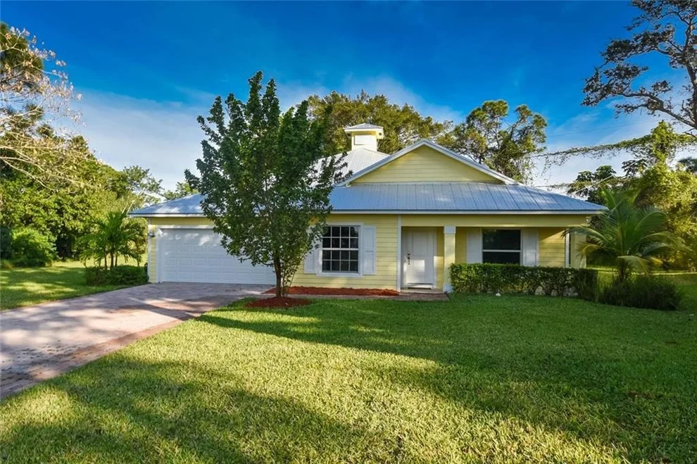 Unit for sale at 1555 NW Quail Circle, Stuart, FL 34994