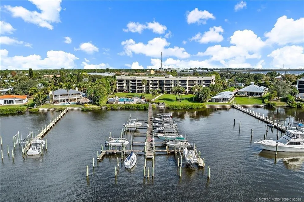 Unit for sale at 625 NW North River Drive, Stuart, FL 34994