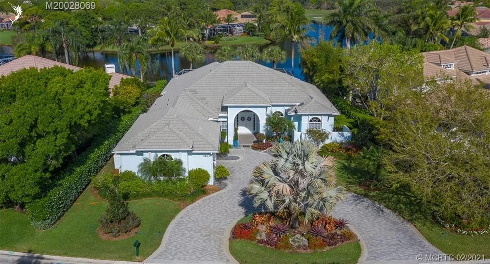 Unit for sale at 4601 SE Waterford Drive, Stuart, FL 34997