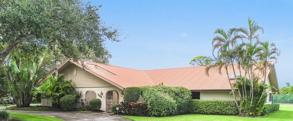 Unit for sale at 8313 SE Woodmere Street, Hobe Sound, FL 33455
