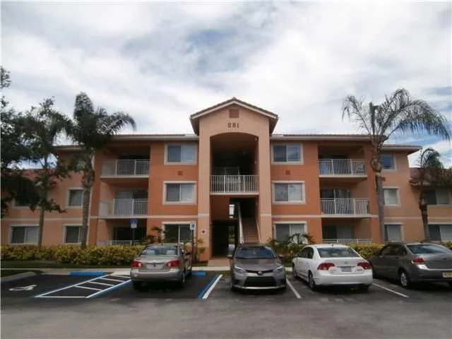 Unit for sale at 281 SW Palm Drive, Port St Lucie, FL 34986