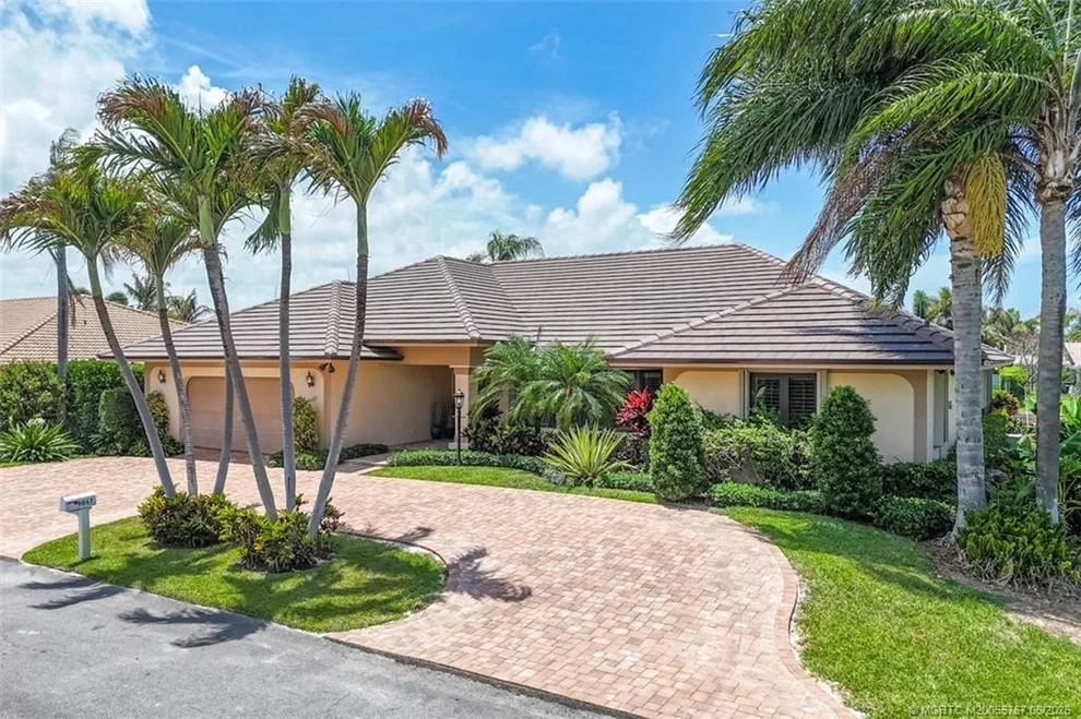 Unit for sale at 9067 SE Star Island Way, Hobe Sound, FL 33455