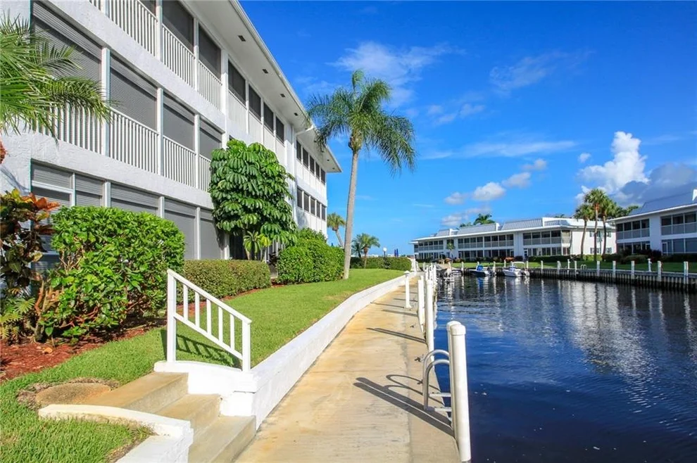 Unit for sale at 1866 SW Palm City Road, Stuart, FL 34994