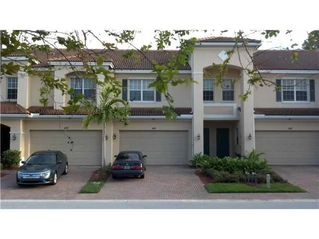 Unit for sale at 414 Walking Path, Stuart, FL 34997