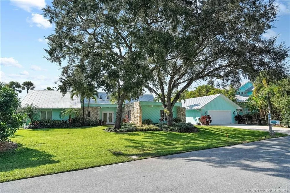 Unit for sale at 220 SW Willow Lake Trail, Stuart, FL 34997