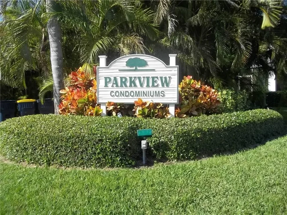 Unit for sale at 1270 SE Parkview Place, Stuart, FL 34994