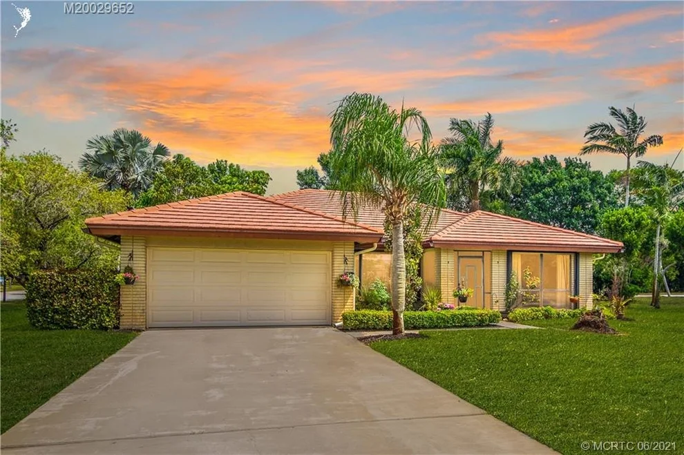 Unit for sale at 2225 SW Creekside Drive, Palm City, FL 34990