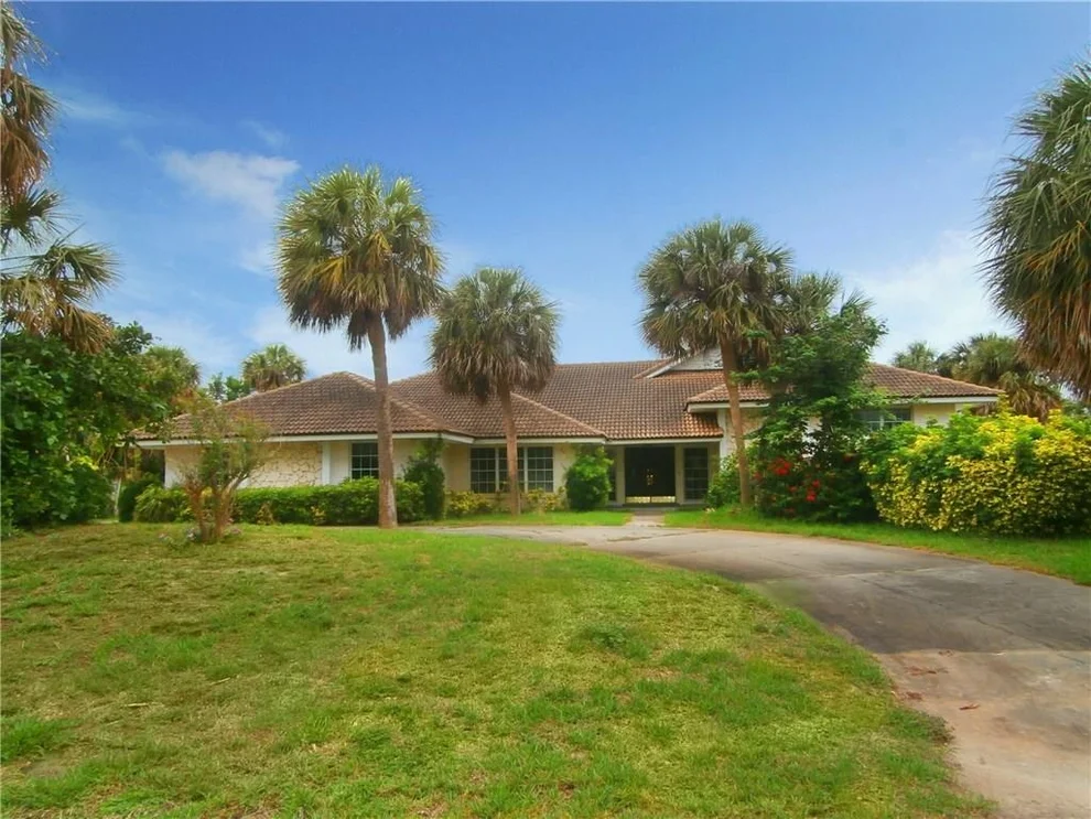 Unit for sale at 2140 Sanford Court, Vero Beach, FL 32963