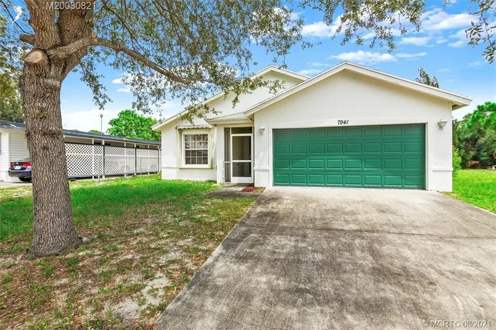 Unit for sale at 7941 SE Skylark Avenue, Hobe Sound, FL 33455