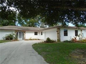 Unit for sale at 412 SE Seabreeze Lane, Port St Lucie, FL 34983