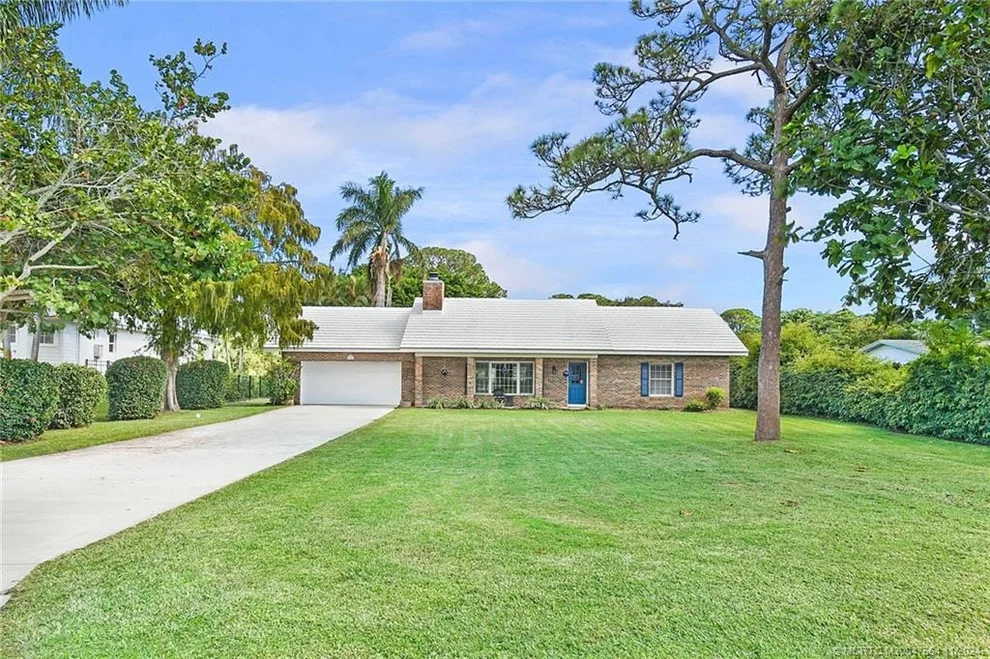 Unit for sale at 1655 NW Fork Road, Stuart, FL 34994