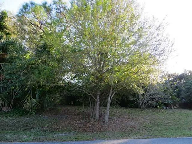 Unit for sale at 876 SW Woodcreek Drive, Palm City, FL 34990