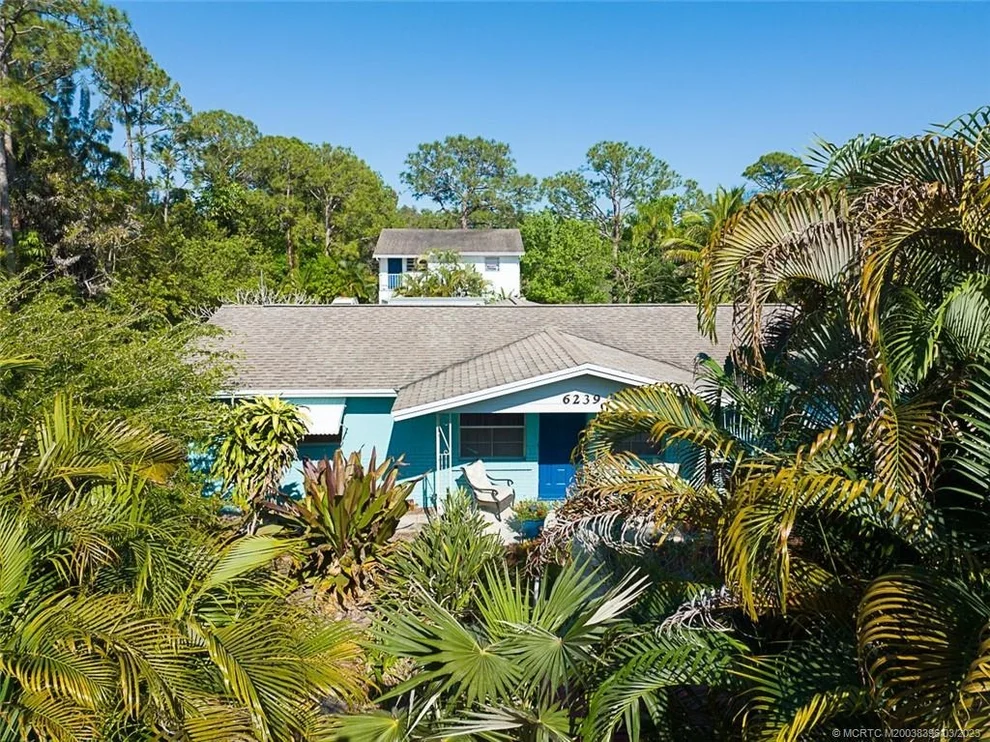 Unit for sale at 6239 SE Lake Circle Drive, Stuart, FL 34997