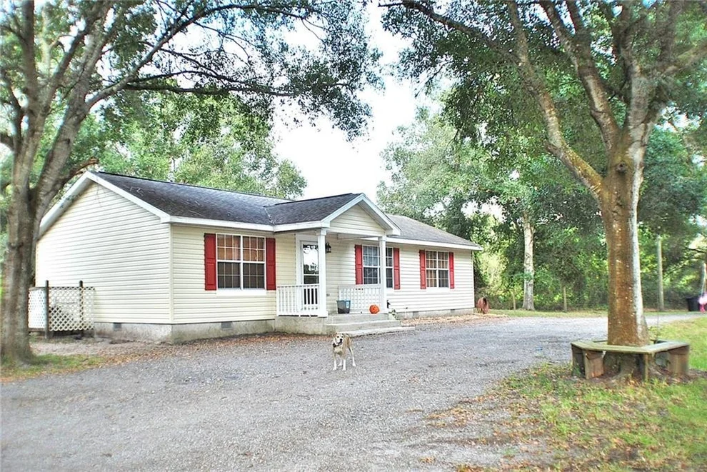 Unit for sale at 7437 NW 81st Court, Okeechobee, FL 34972