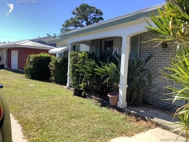 Unit for sale at 360 SW Airoso Boulevard, Port St Lucie, FL 34983