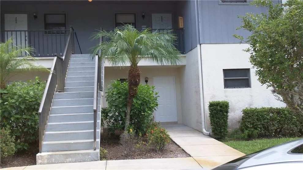 Unit for sale at 6553 SE Federal Highway, Stuart, FL 34997