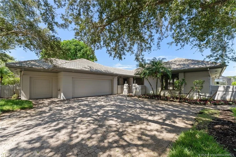 Unit for sale at 6101 SE Oakmont Place, Stuart, FL 34997